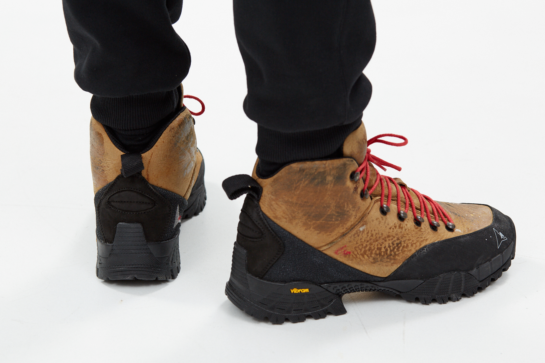 roa alyx hiking boots