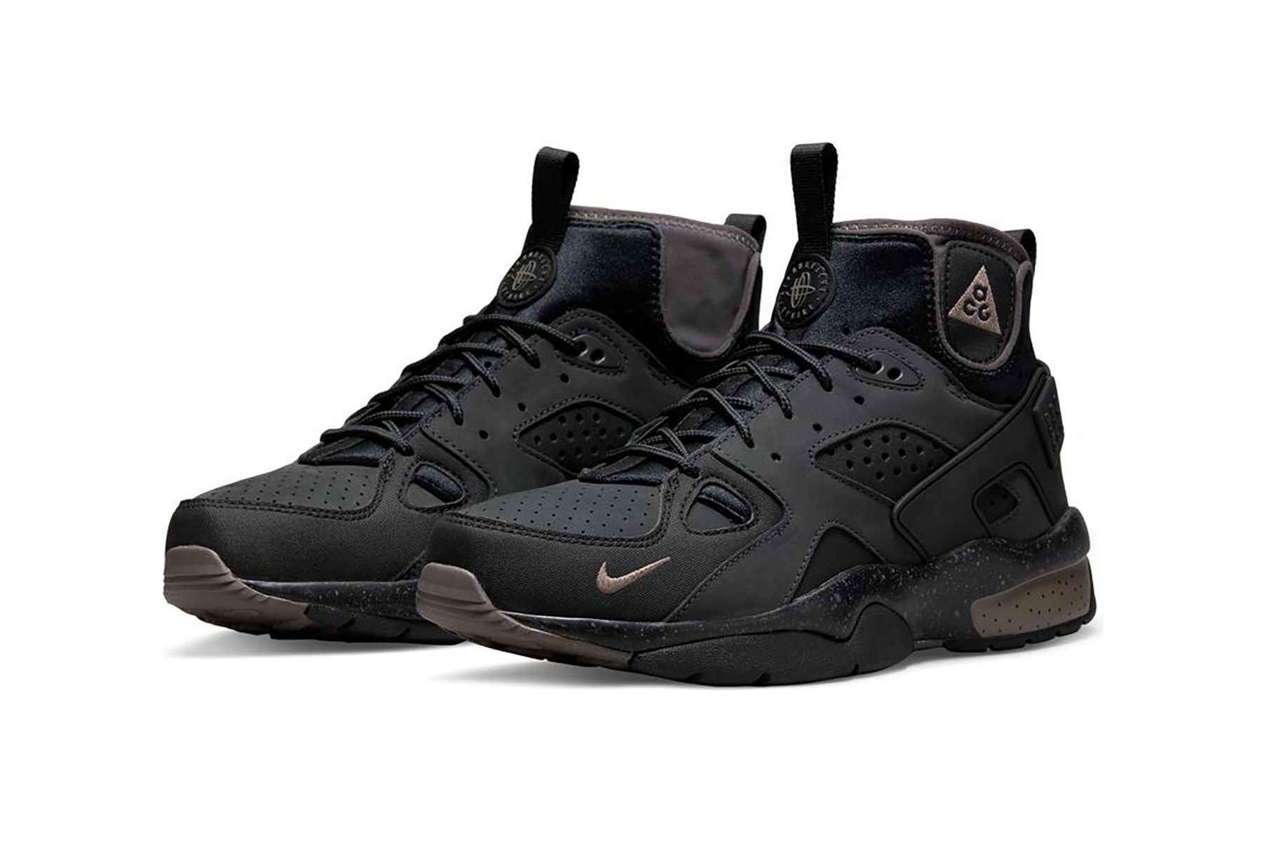 nike acg mowabb