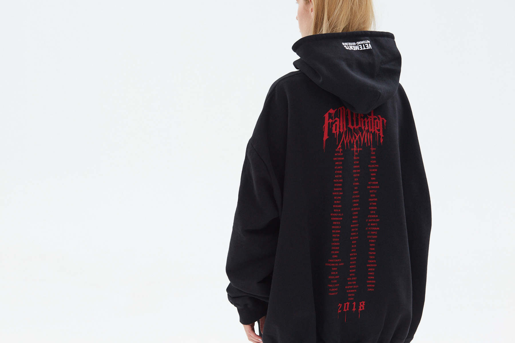 Витмо одежда. HELLA Hillz худи. Км20 ветмо. Vetements km20. Vetements men Black Oversized Ecstasy Hoodie cl000026409088.